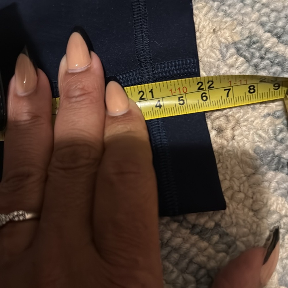 Lululemon Navy Blue  Fresh In Mesh Legging (22)Size 4 - Picture 8 of 8